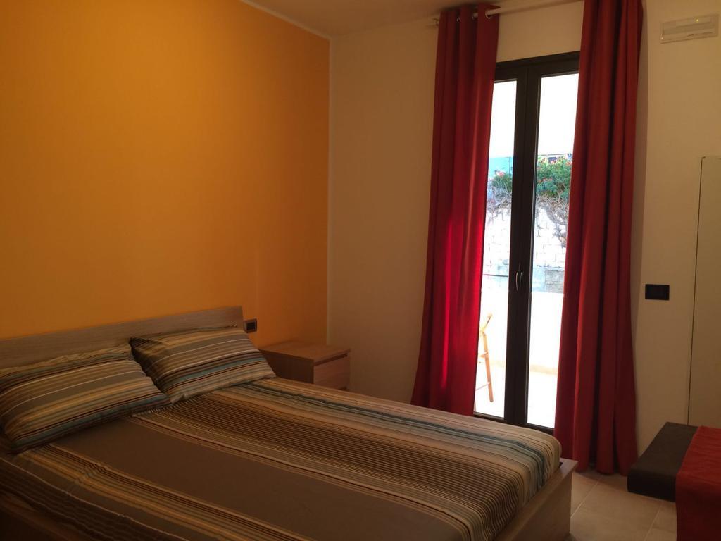 La Casa Delle Farfalle Bed & Breakfast Syracuse Ruang foto